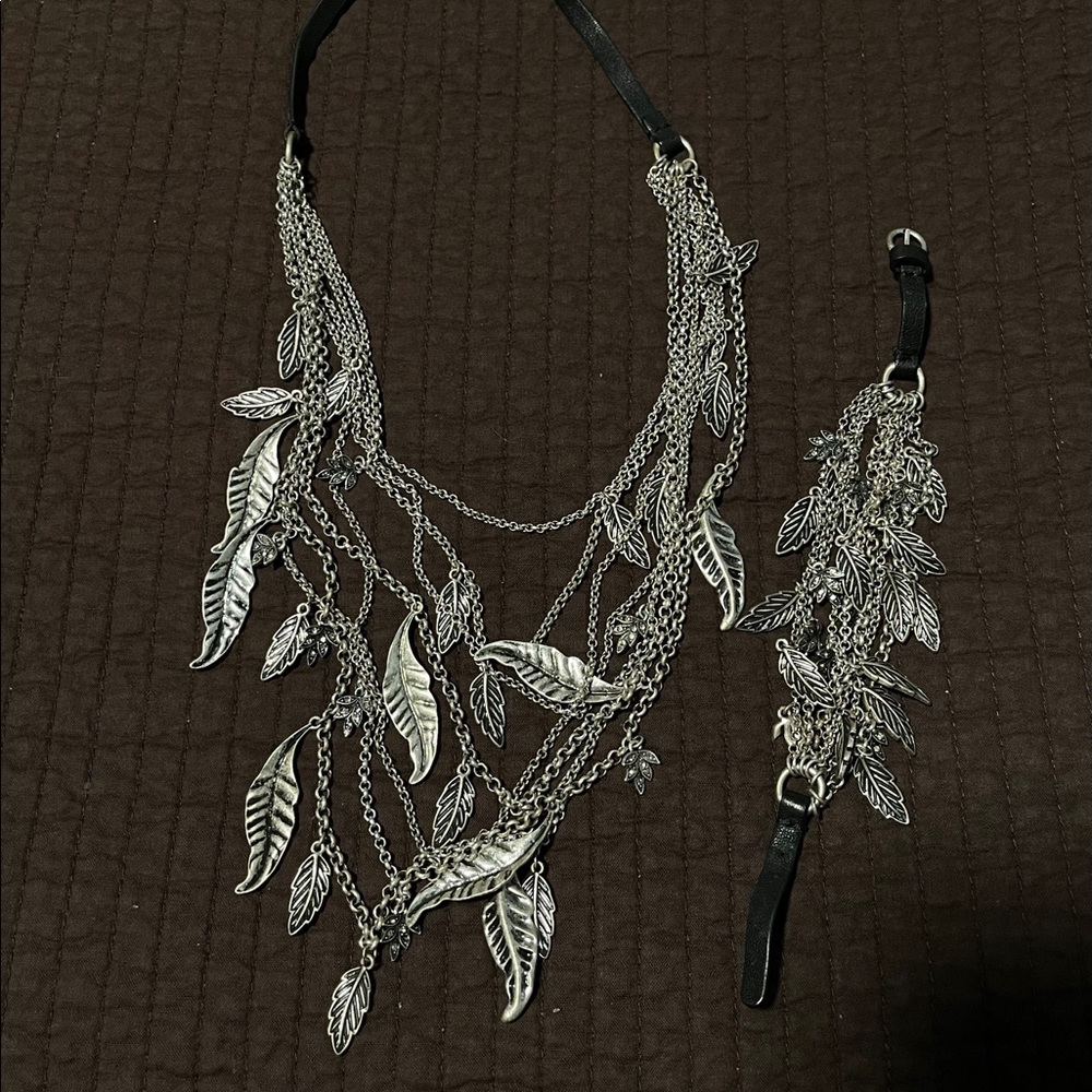 All Saints Leaf 🍂 layered necklace & bracelet